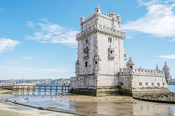葡萄牙馬德拉機(jī)場三字代碼(FNC),馬德拉機(jī)場(Madeira International Airport)四字碼,葡萄牙機(jī)場三字碼查詢